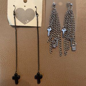 2 Pairs Dangle Pierced Earrings